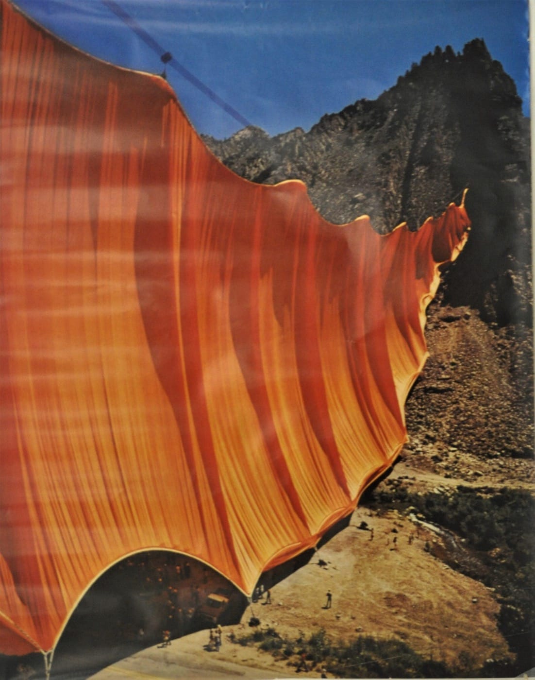 CHRISTO, VALLEY CURTAIN, COLORADO, 1970-72